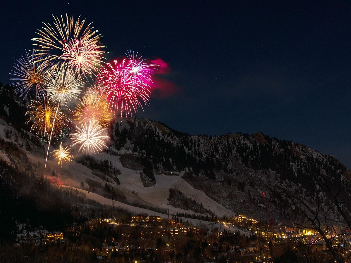 Gibt es Silvester 2026 im Zillertal Feuerwerk?